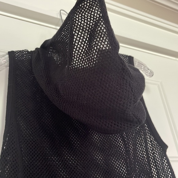 H Halston V-neck Mesh Sleeveless Hoodie Black Medium - Picture 9 of 11